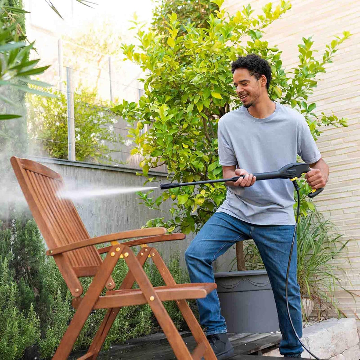 KARCHER High Pressure Washer K 2 Classic 1.673-570.0