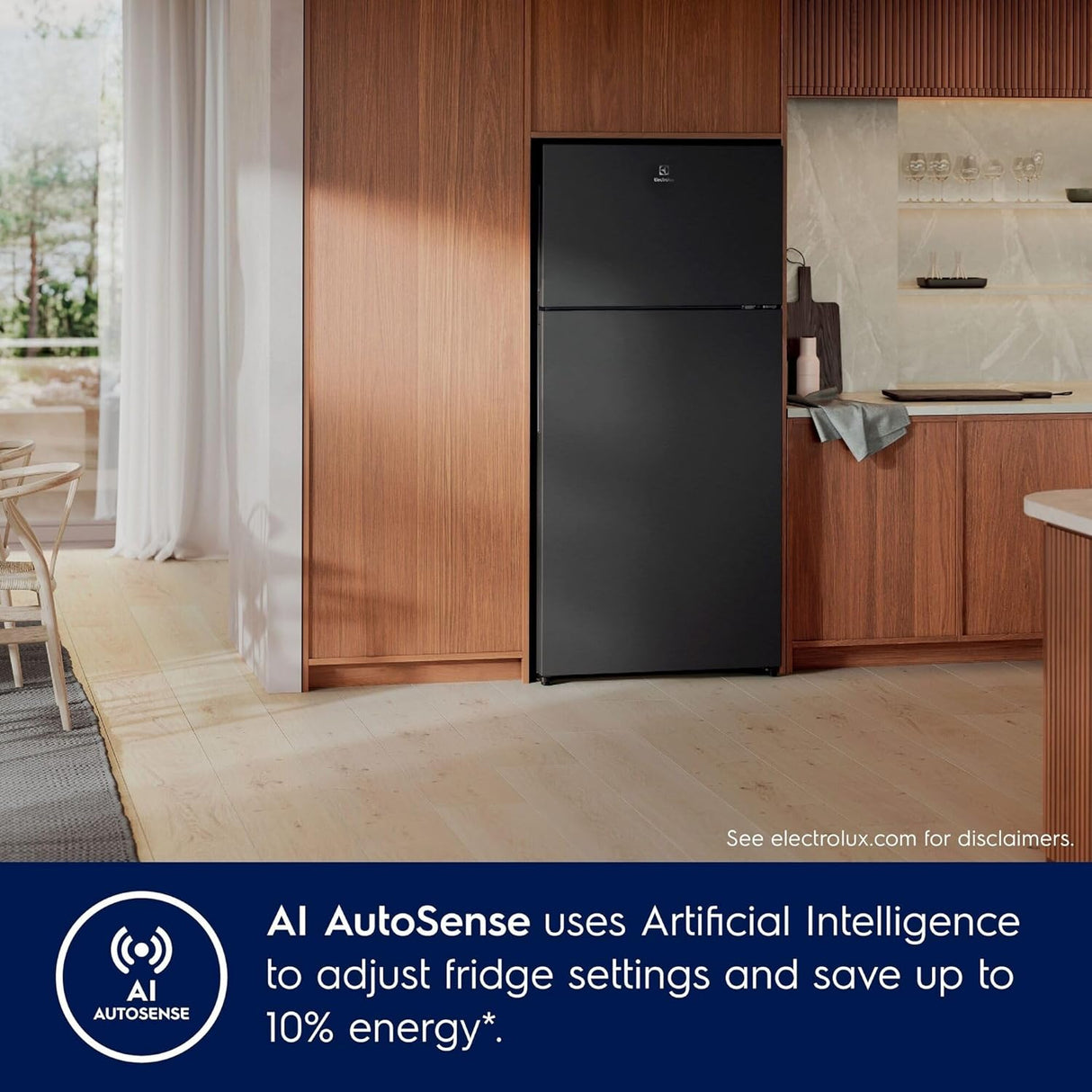 ELECTROLUX 700 Series Top Freezer Refrigerator ETM5002C-B