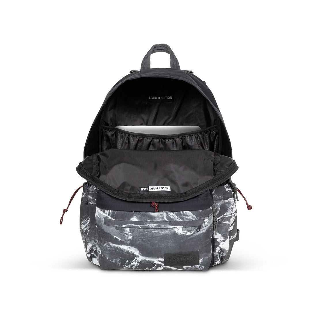 EK0A5BG79D21PADDED_MOUNT_LAB_Mount_LAB_Bla_One_eastpak_magnet_shop
