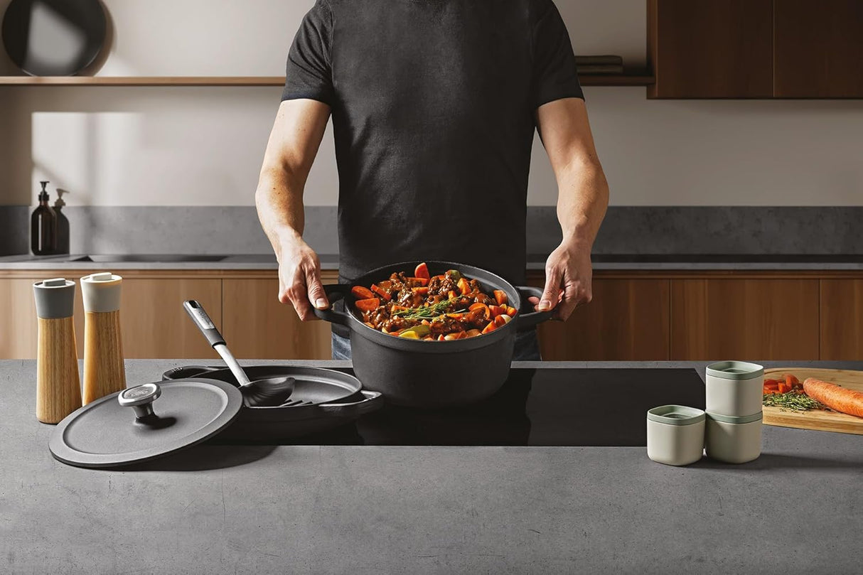BERGHOFF Covered Stockpot Graphite Cast Iron 26cm 3950466