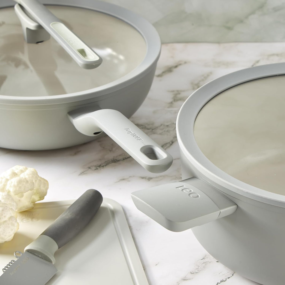 BERGHOFF Covered Wok Balance Moonmist 28cm 3950432