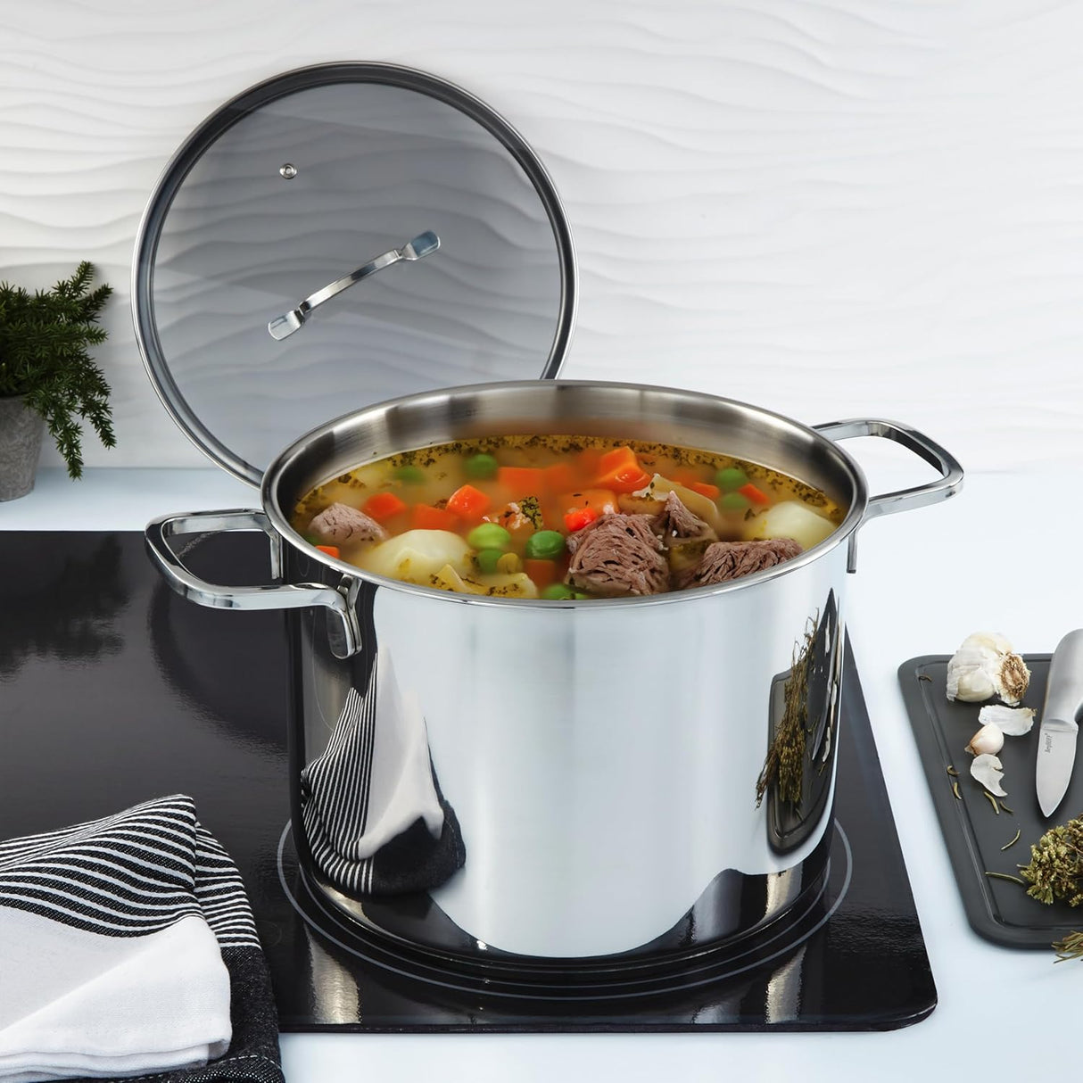 BERGHOFF Covered Stockpot Helix 24 cm 1315080